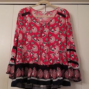 Crown & Ivy Women's Top